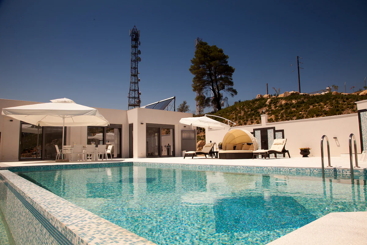 Luxury villa with great views — Вила в Sarti