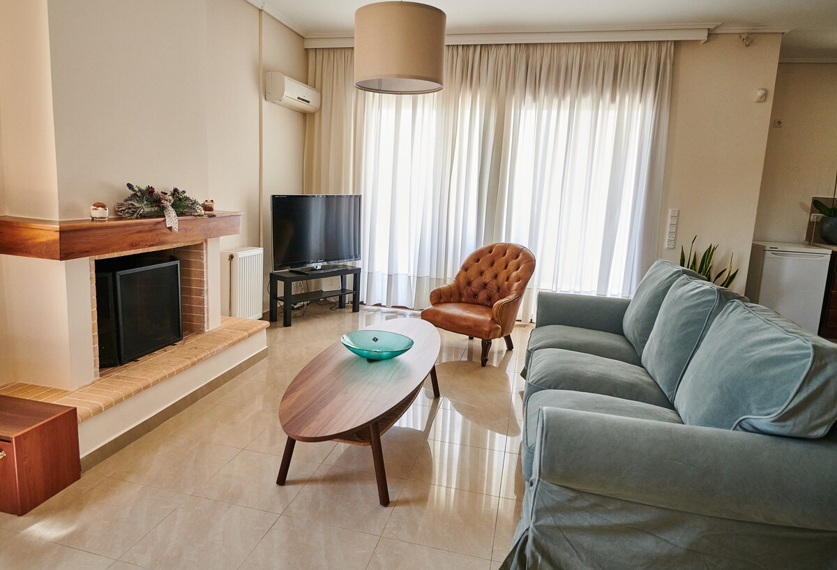 Luxury Maisonette with Pool — снимка 4