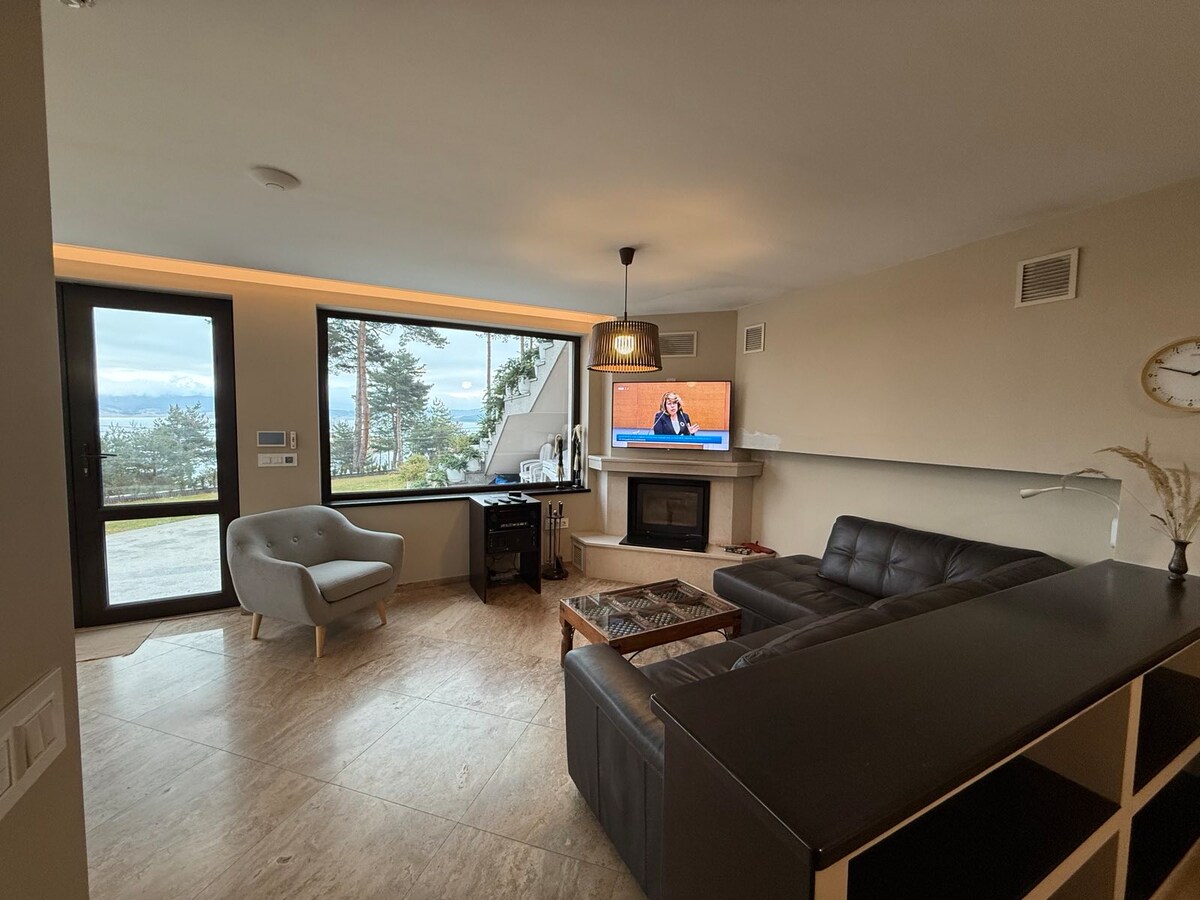 Premium Studio Ap. in Private Villa Nisim — снимка 3