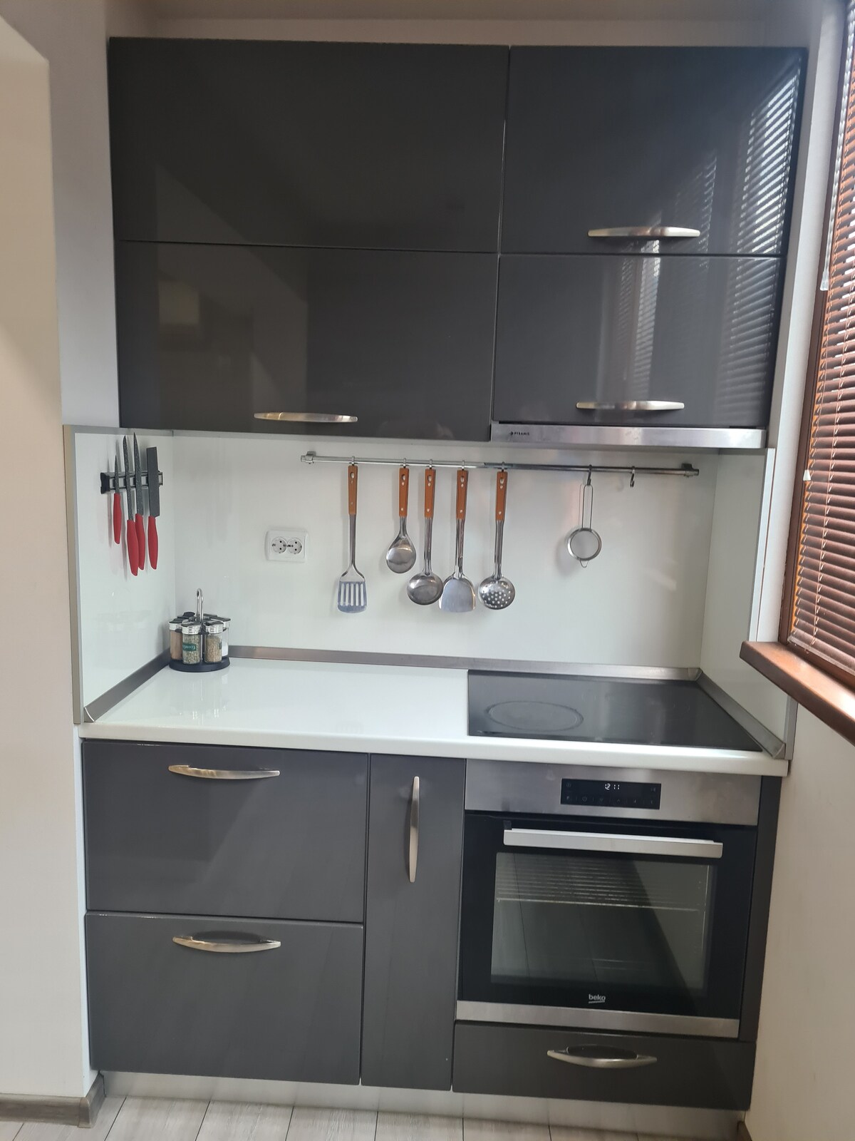 Cosmopolitan Apartment — снимка 4