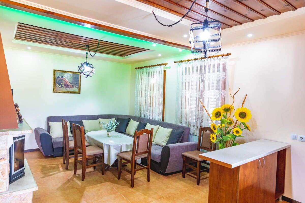 Cozy Villa Retreat in Cigov Chark — снимка 5
