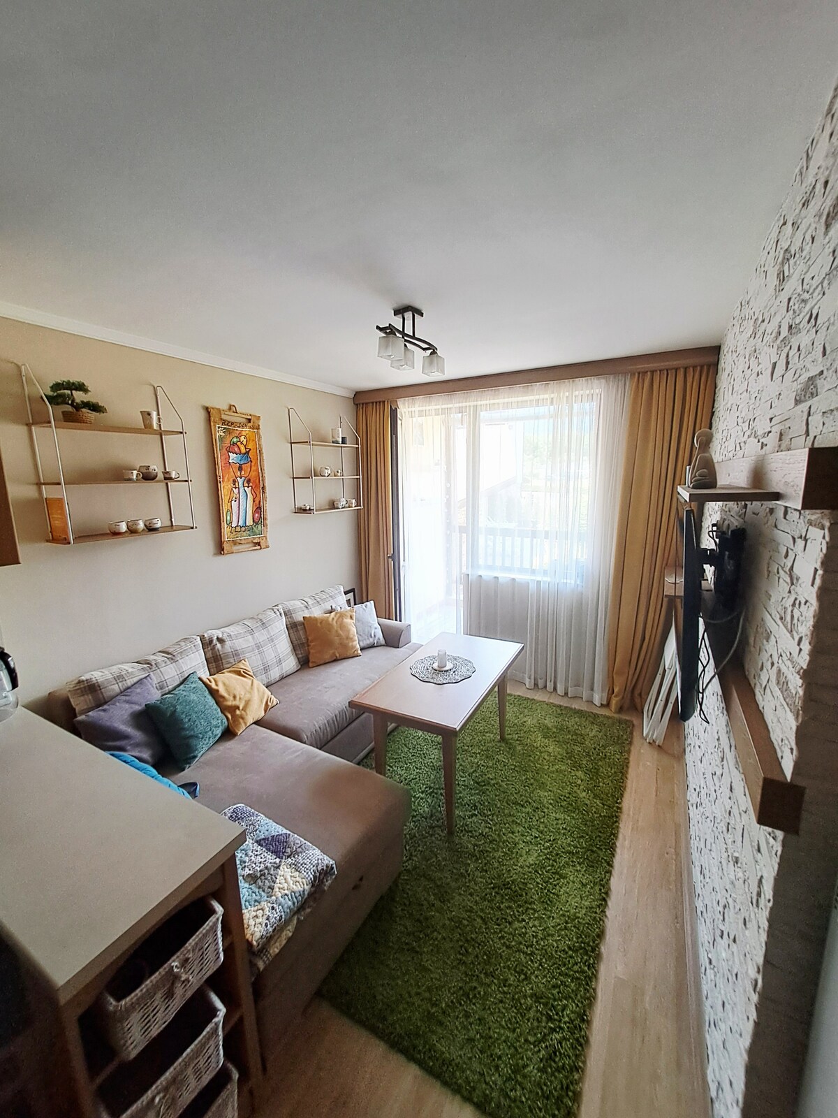 Sunny Terrace & Pirin Views | Art & Books — снимка 2
