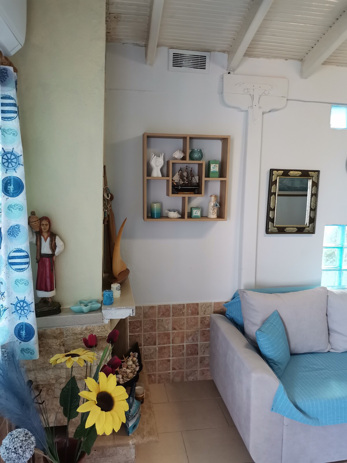 Dimitra's House — снимка 4