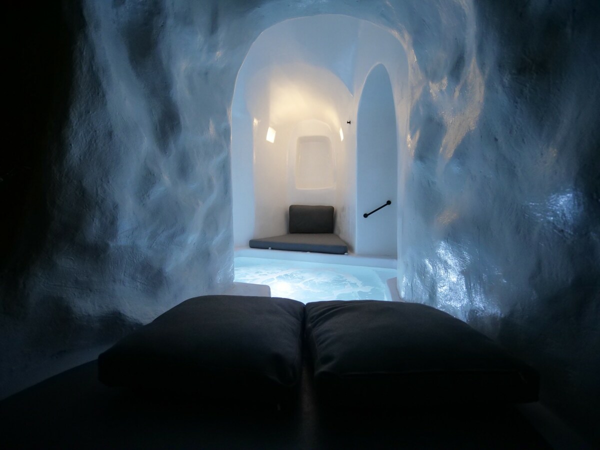 Oinos Luxury Suites, Caldera — снимка 2