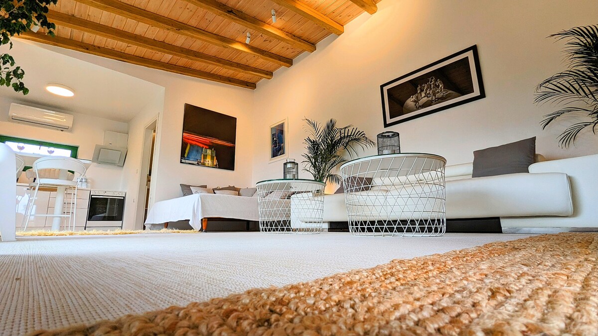 Blue olive experience: Out of the box living — снимка 3
