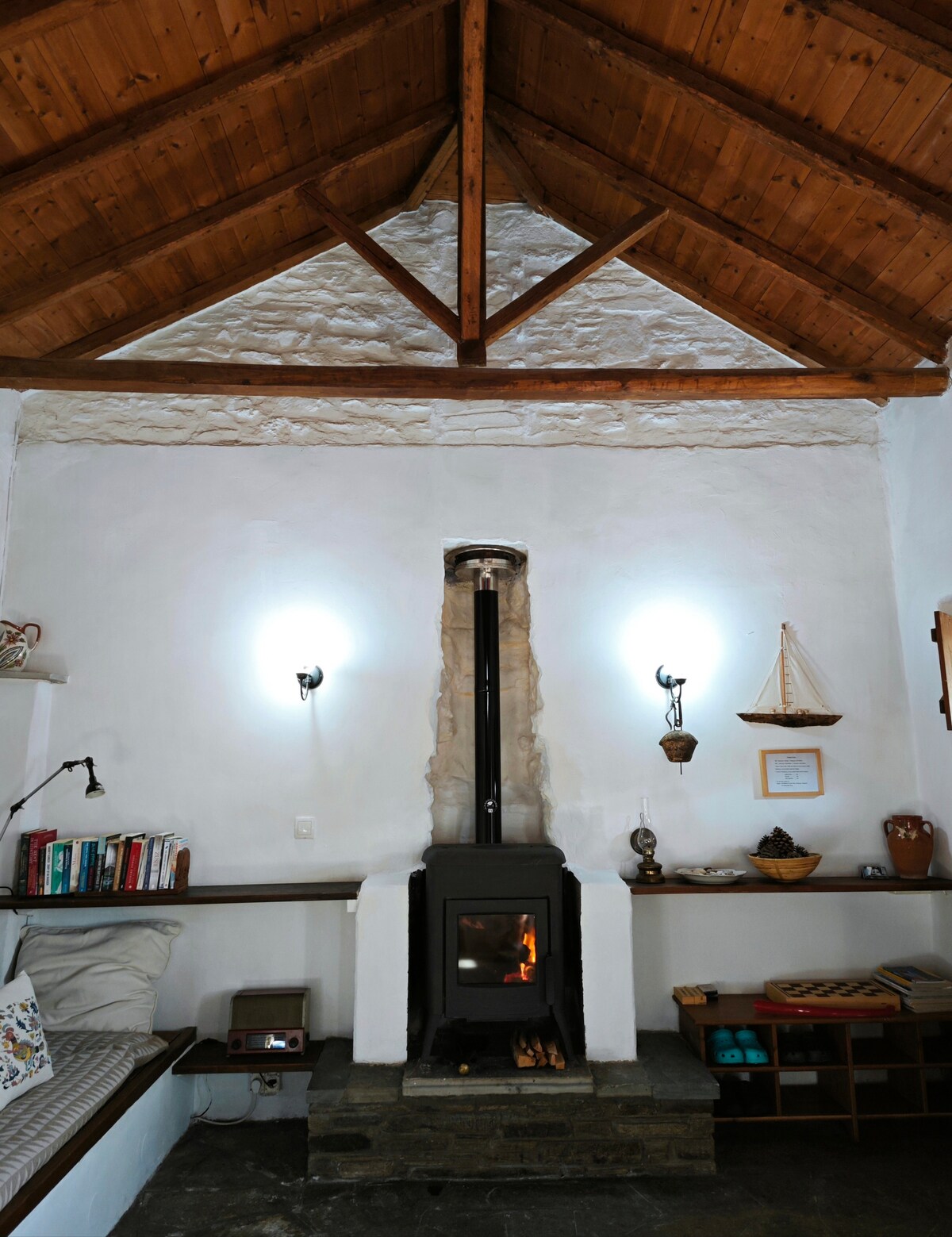 Traditional Greek cottage — снимка 3